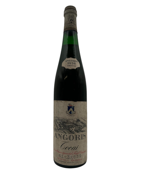 Angoris Tocai 1959 flaske foran