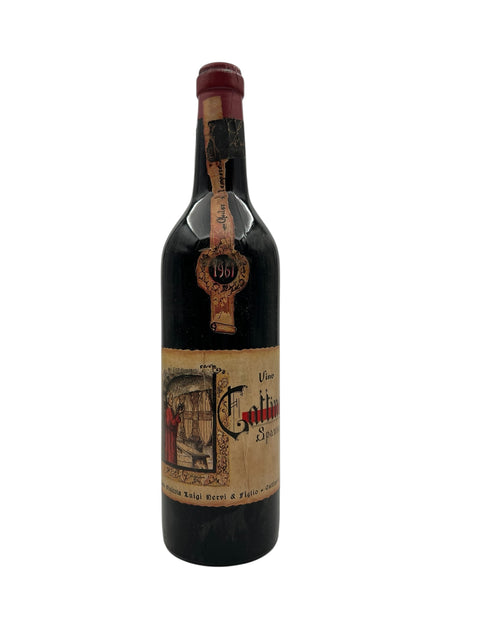 Flaske af Gattinara Nervi 1961 rødvin