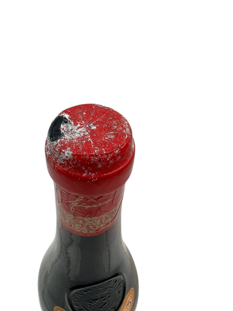 Barolo Giacomo Damilano 1967 capsule damage