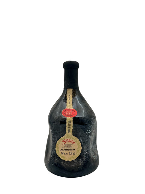 Flaske af Sizzano G. Borgogna 1986 rødvin