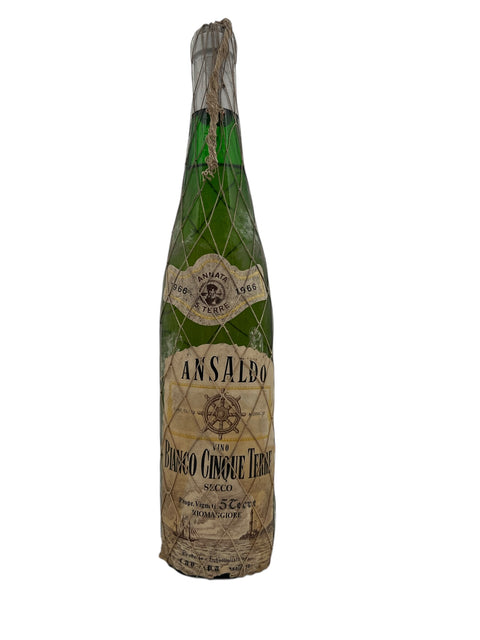Flaske af Bianco Cinque Terre Ansaldo 1966 i netindpakning
