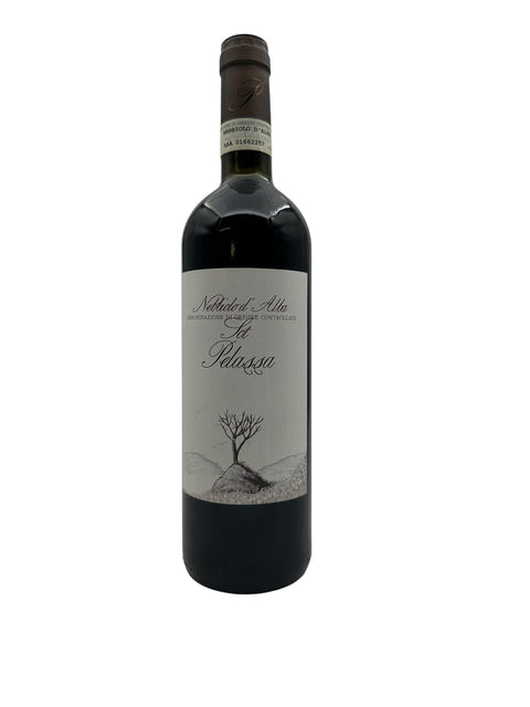 Flaske af Nebbiolo d'Alba Pelassa 2019