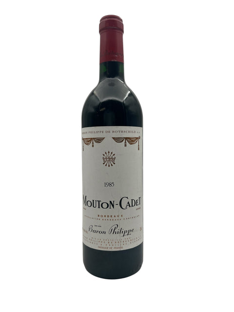 Flaske Mouton Cadet Baron Philippe 1985 rødvin fra Bordeaux