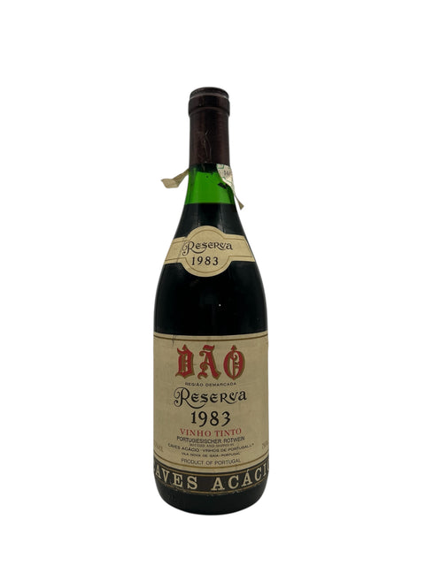 Flaske af Dão Caves Acácio 1983 rødvin