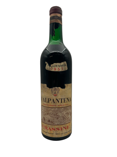 Flaske af Valpantena Frassine 1957 rødvin