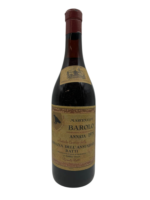 Barolo fra 1975 af Renato Ratti i flaske
