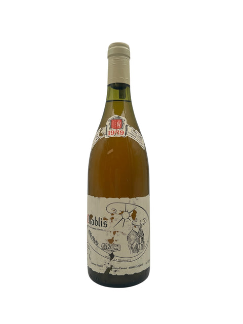 Flaske af Chablis Domaine Tribut årgang 1989 med vintage etiket