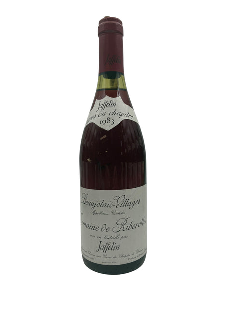 Flaske af Beaujolais Villages Jaffelin 1983 rødvin