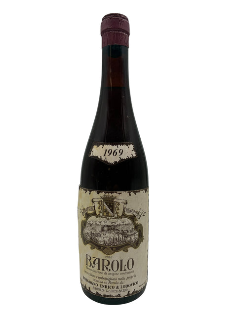 Flaske af Barolo Borgogno Enrico 1969 rødvin