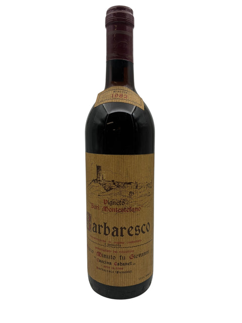 Flaske af Barbaresco Minuto 1982 rødvin