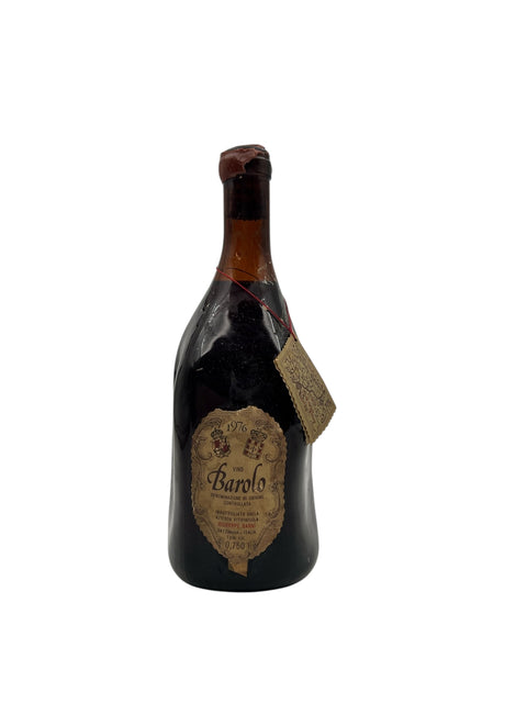 Barolo 1976 flaske med etiket