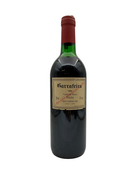 Flaske med Garrafeira Caves Vidigal Lda 1985 rødvin