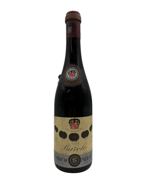 Flaske af Barolo Enrico Serafino 1974 rødvin