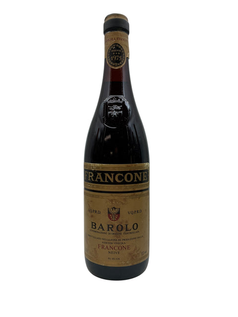Barolo Francone 1975 flaske med elegant etiket