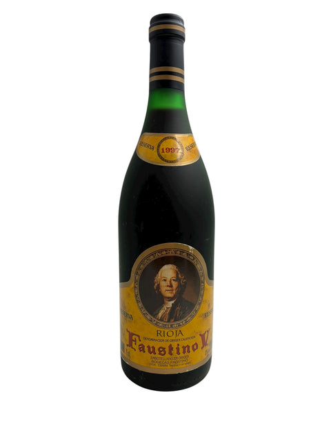 Flaske af Faustino VII Rioja 1997 rødvin