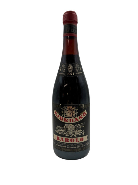 Flaske af Barolo Giordano 1971 rødvin med etiket
