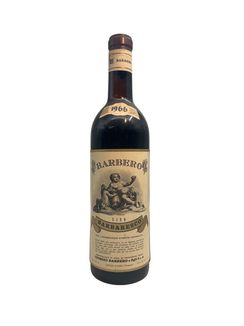 Flaska Barbaresco Giorgio Barbero 1966 vin