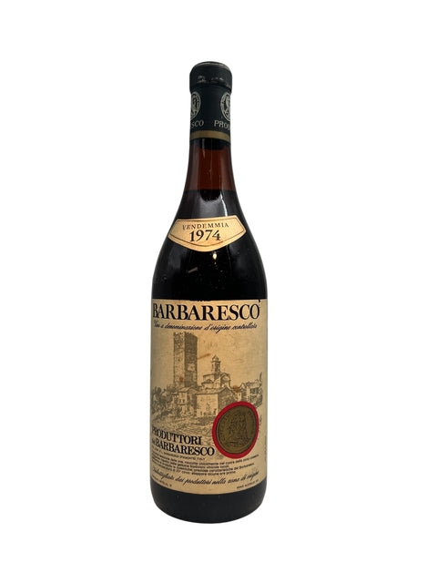 Afbeelding van een fles Barbaresco Produttori del Barbaresco 1974