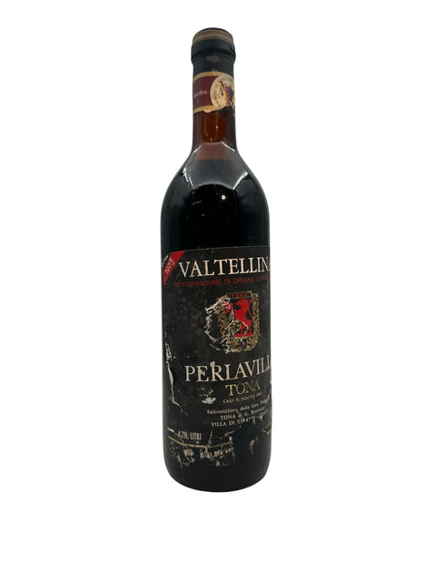 Fles rode wijn Valtellina Perlavilla 1973