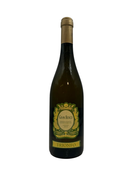 Bottle of Trionfo Villa Vinea 2010 white wine